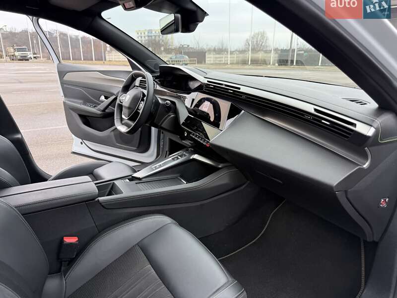 Лифтбек Peugeot 408 2023 в Киеве