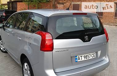  Peugeot 5008 2011 в Ивано-Франковске