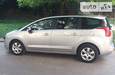 Мінівен Peugeot 5008 2011 в Рівному