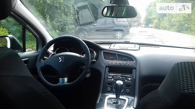 Мінівен Peugeot 5008 2011 в Кременчуці