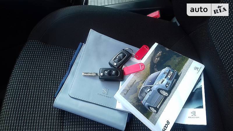 Мінівен Peugeot 5008 2011 в Кременчуці
