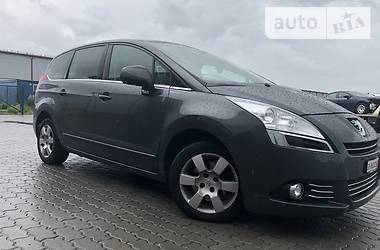 Мінівен Peugeot 5008 2011 в Стрию