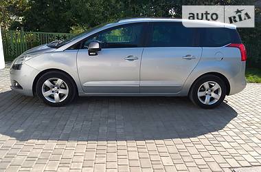 Минивэн Peugeot 5008 2010 в Луцке