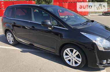 Мінівен Peugeot 5008 2013 в Херсоні