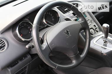 Минивэн Peugeot 5008 2011 в Сумах