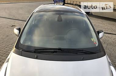 Мінівен Peugeot 5008 2014 в 