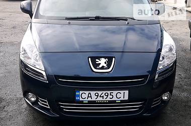 Мінівен Peugeot 5008 2011 в Звенигородці