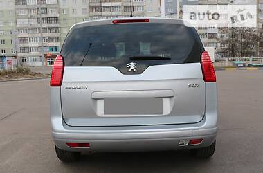 Минивэн Peugeot 5008 2011 в Сумах