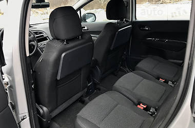 Мінівен Peugeot 5008 2010 в 