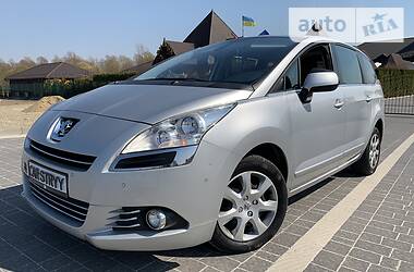 Мінівен Peugeot 5008 2011 в 