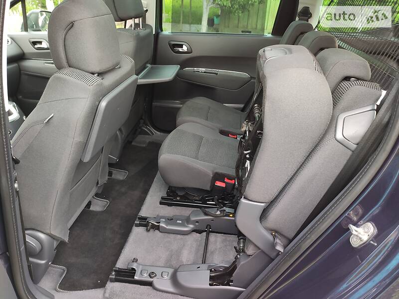 Минивэн Peugeot 5008 2013 в Казатине