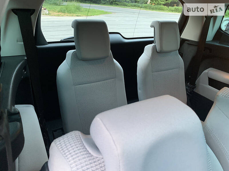 Універсал Peugeot 5008 2010 в Полтаві