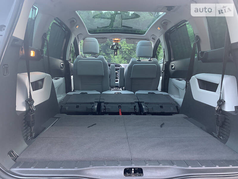 Універсал Peugeot 5008 2010 в Полтаві