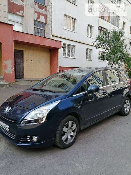 Минивэн Peugeot 5008 2010 в Львове