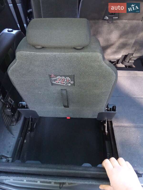 Мінівен Peugeot 5008 2012 в Києві