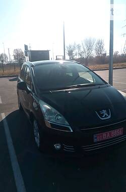 Мінівен Peugeot 5008 2012 в Києві