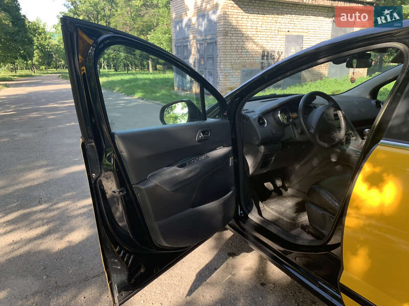 Універсал Peugeot 5008 2013 в Нікополі