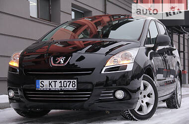 Минивэн Peugeot 5008 2010 в Дрогобыче