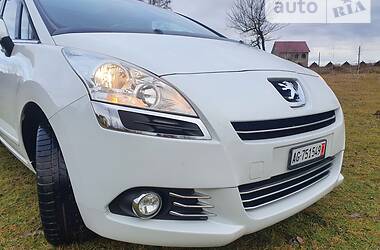 Минивэн Peugeot 5008 2009 в Радивилове