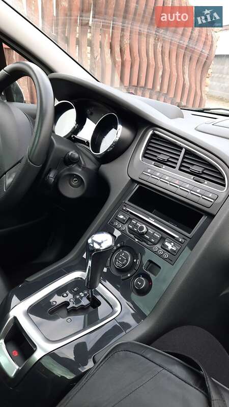 Мікровен Peugeot 5008 2010 в Львові