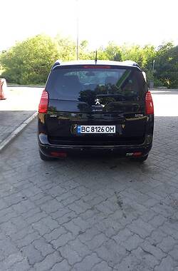 Мінівен Peugeot 5008 2015 в Львові