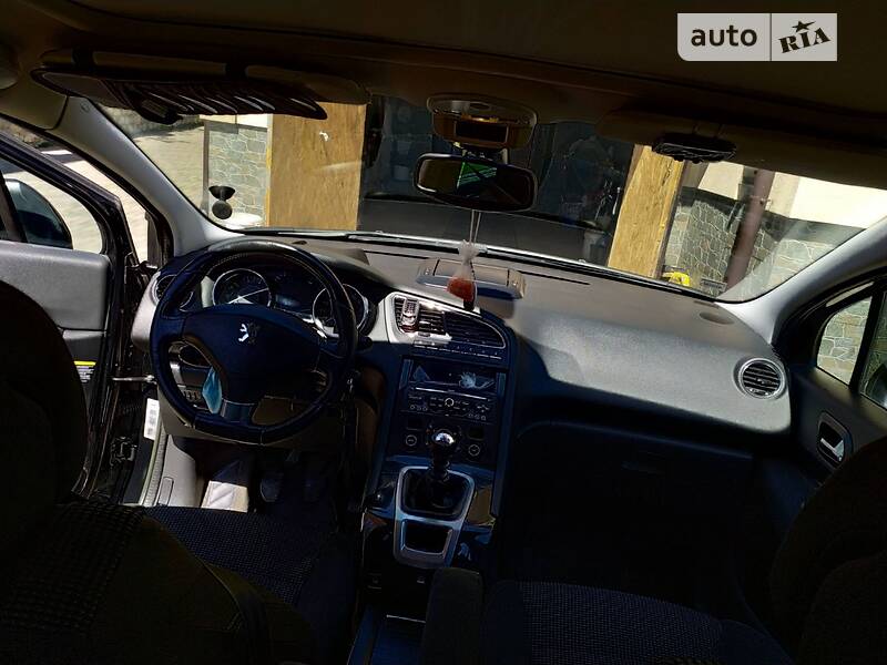 Минивэн Peugeot 5008 2010 в Тернополе
