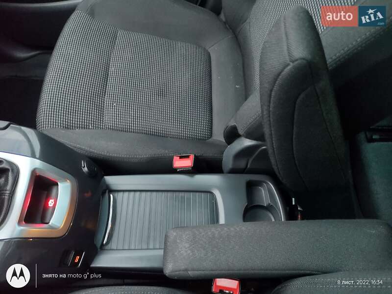 Мікровен Peugeot 5008 2011 в Томашполі