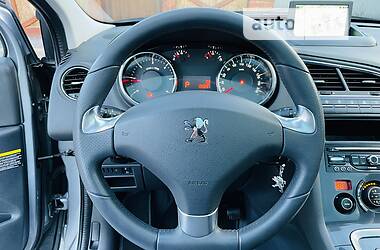 Минивэн Peugeot 5008 2016 в 
