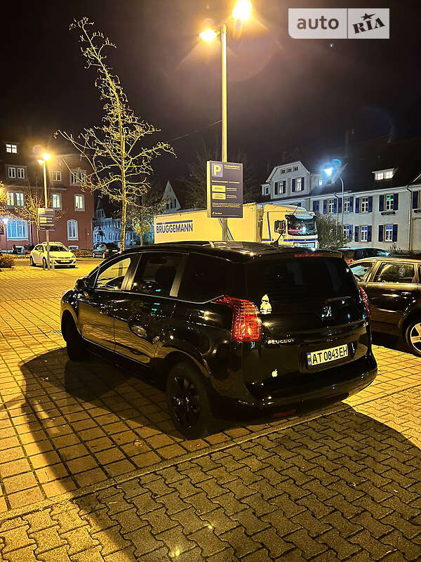 Мікровен Peugeot 5008 2010 в Івано-Франківську