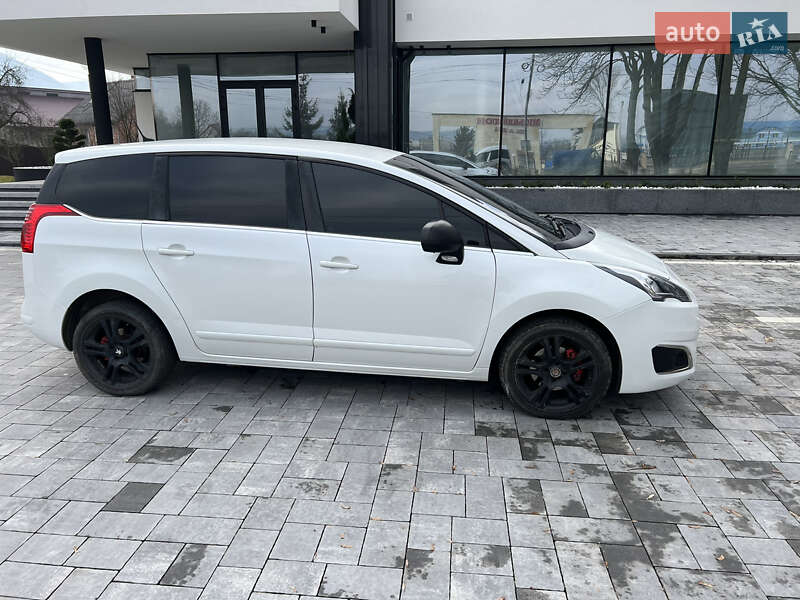 Минивэн Peugeot 5008 2012 в Тячеве