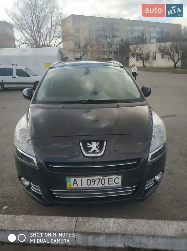 Peugeot 5008
