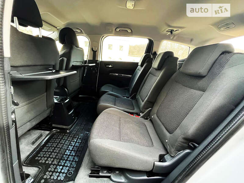 Микровэн Peugeot 5008 2016 в Днепре