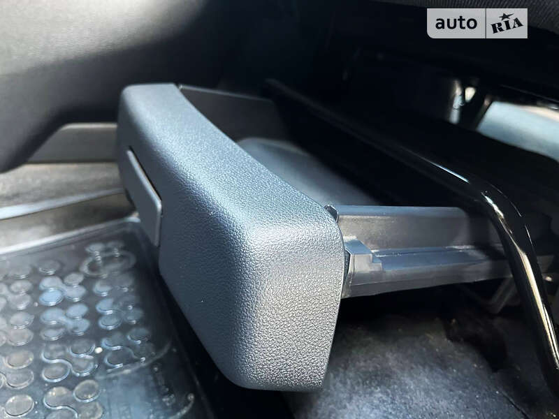 Микровэн Peugeot 5008 2016 в Днепре