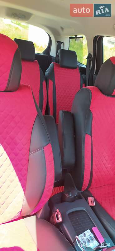 Микровэн Peugeot 5008 2014 в Белой Церкви фото 9 Микровэн Peugeot 5008 2014 в Белой Церкви