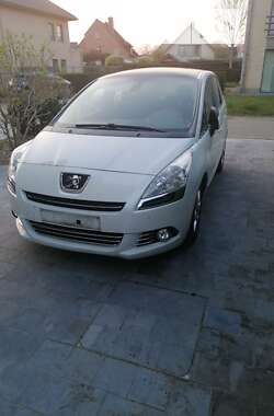 Микровэн Peugeot 5008 2012 в Житомире