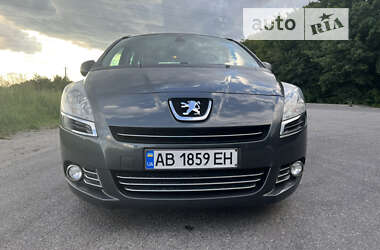 Микровэн Peugeot 5008 2013 в 
