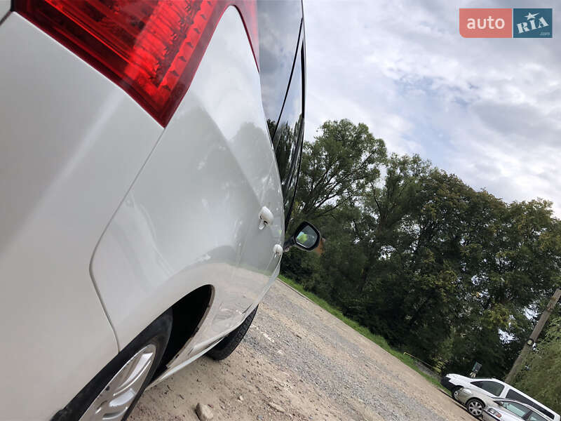 Мікровен Peugeot 5008 2010 в Дрогобичі