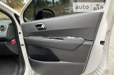 Мікровен Peugeot 5008 2015 в 