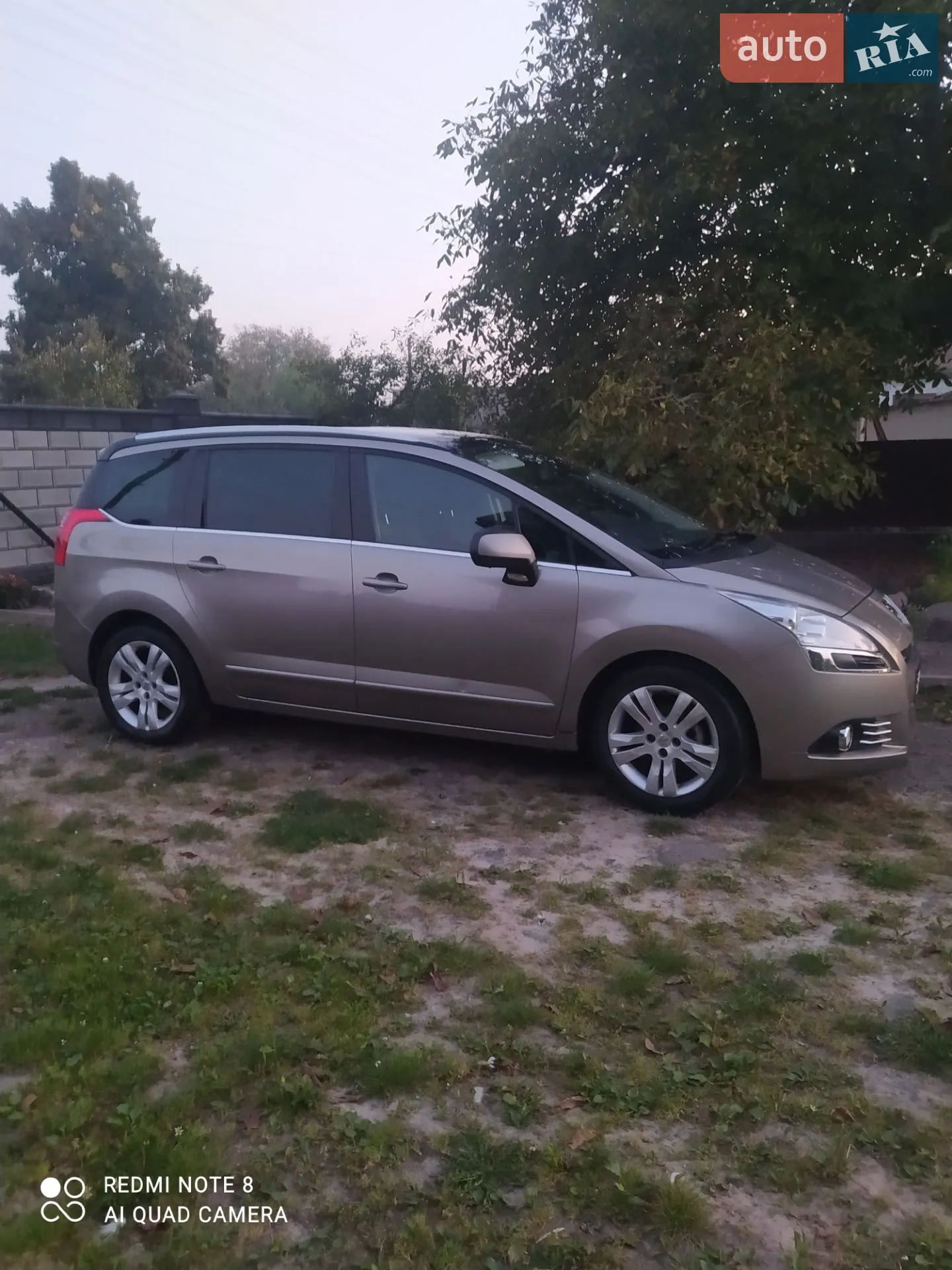 2011 Peugeot 5008 - мініатюра 12