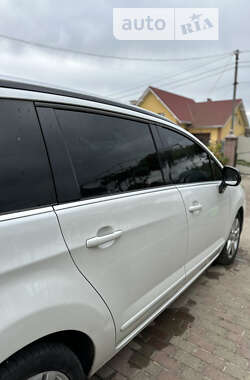 Мікровен Peugeot 5008 2011 в Бучачі