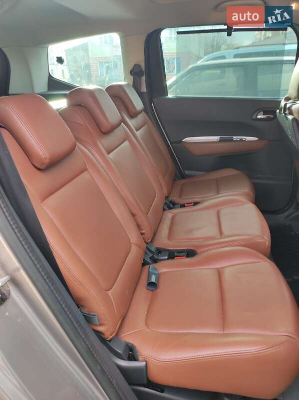 Мікровен Peugeot 5008 2013 в Кам'янець-Подільському