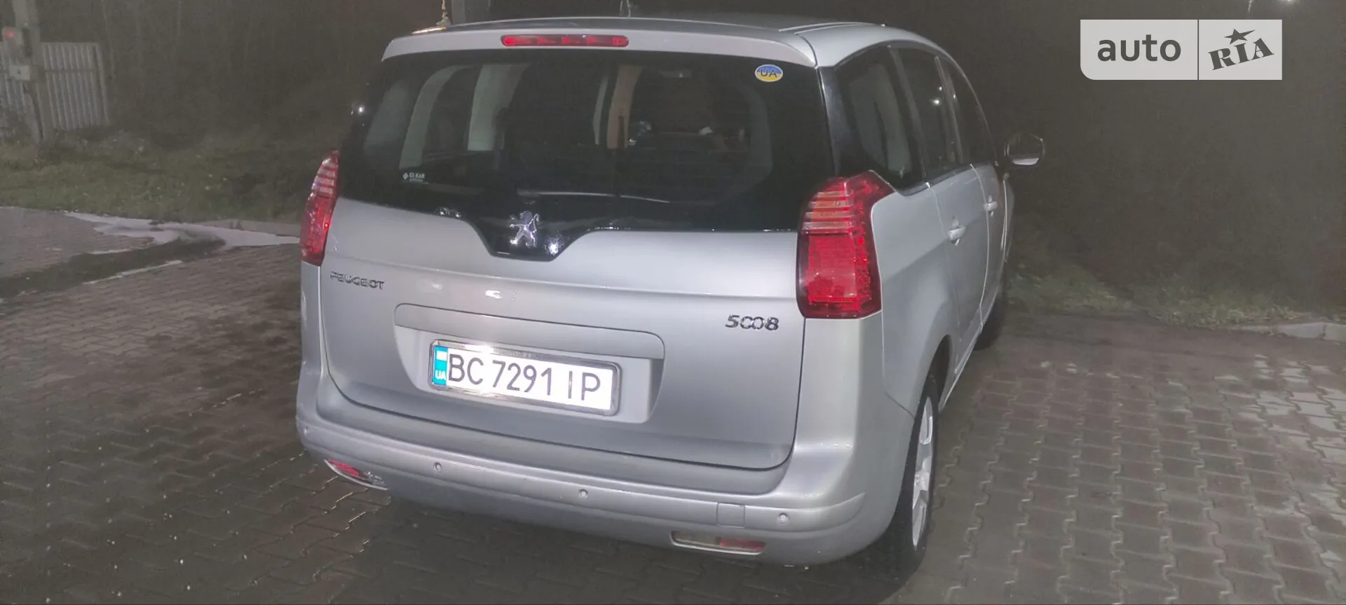 2010 Peugeot 5008 - мініатюра 13