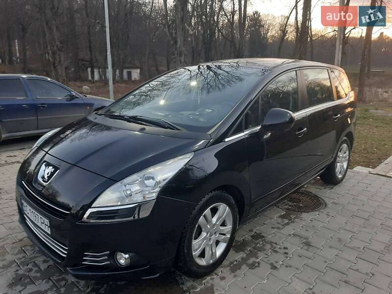 Мікровен Peugeot 5008 2013 в Дрогобичі