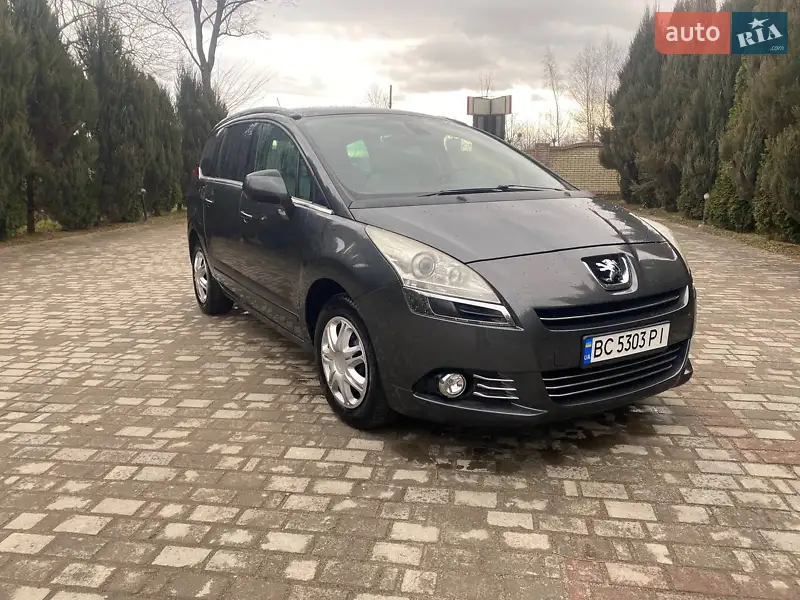 Peugeot 5008