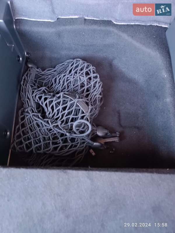 Мікровен Peugeot 5008 2010 в Братському