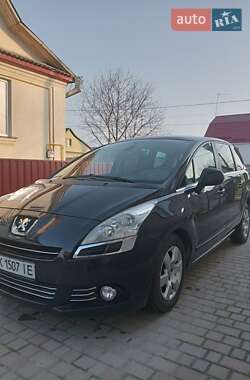 Микровэн Peugeot 5008 2011 в Ровно