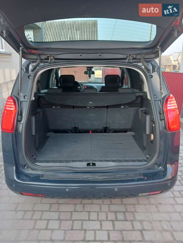 Мікровен Peugeot 5008 2011 в Рівному