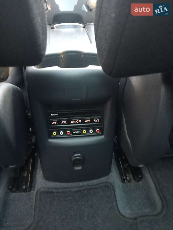 Мікровен Peugeot 5008 2011 в Рівному