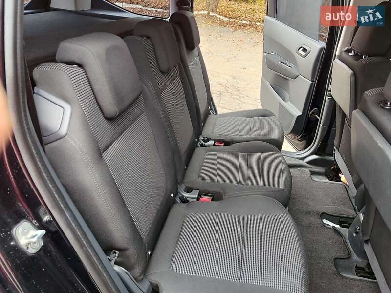 Мікровен Peugeot 5008 2010 в Хмельницькому