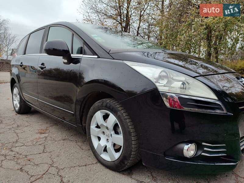 Мікровен Peugeot 5008 2010 в Хмельницькому